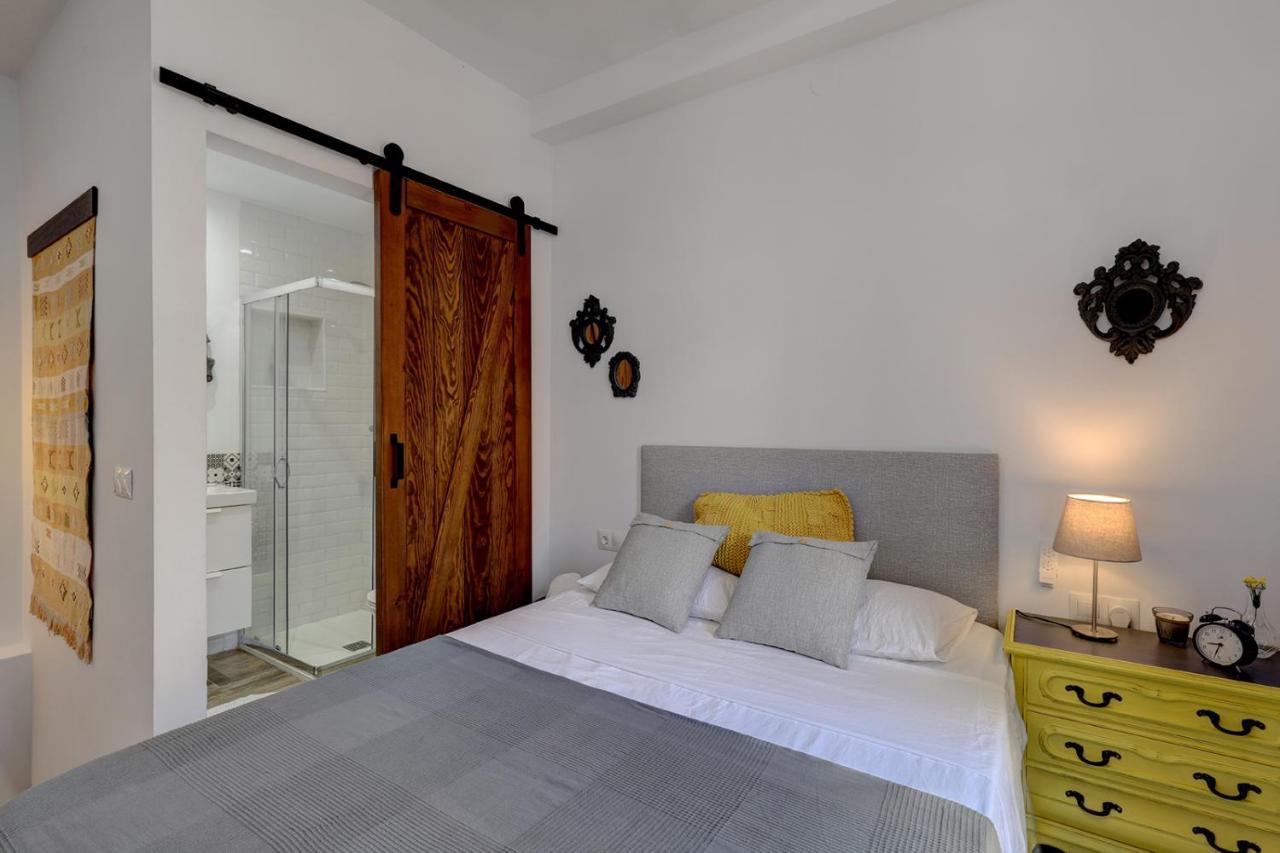 Unique Andalusian Townhouse Next To Beach Estepona Zewnętrze zdjęcie